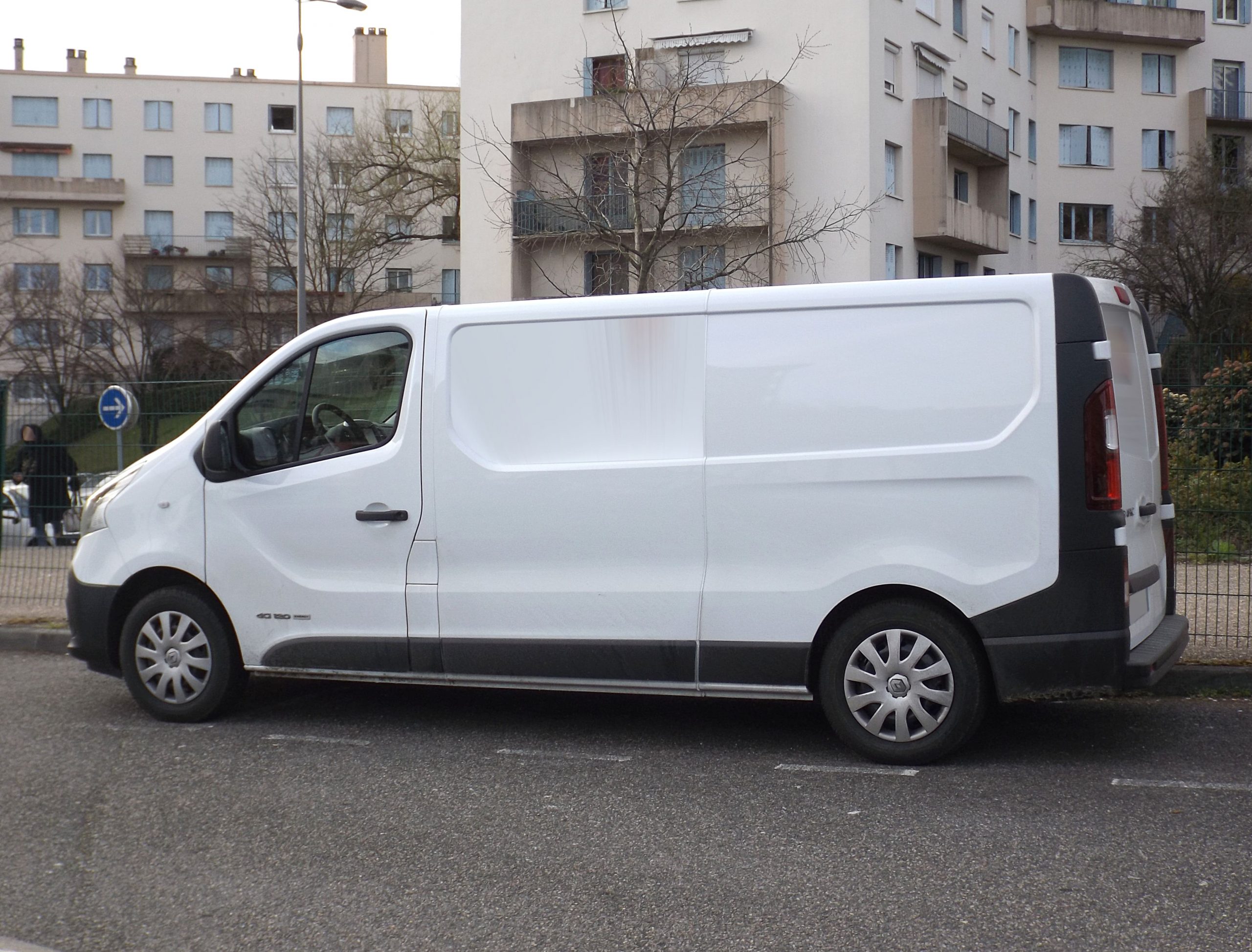 renault trafic accidenté sans carte grise